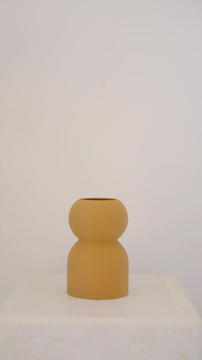 Lilah Vase